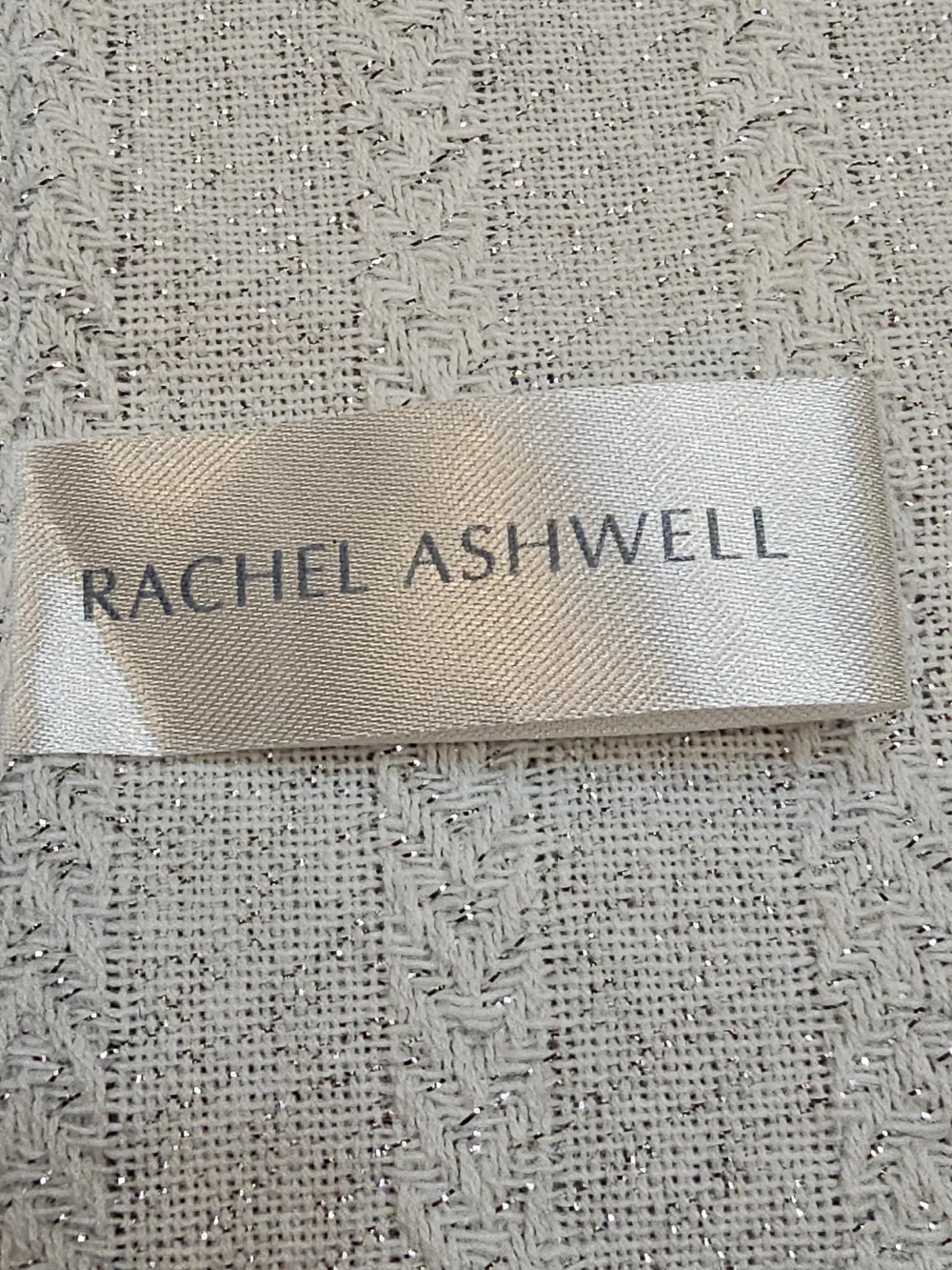 Rachel Ashwell soft light